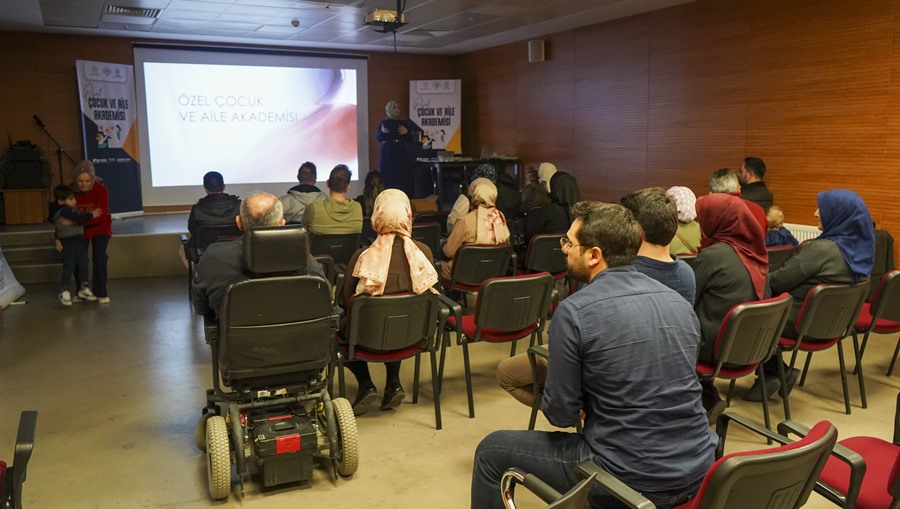 Çamlık’ta Özel Çocuk ve Aile Akademisi Başladı